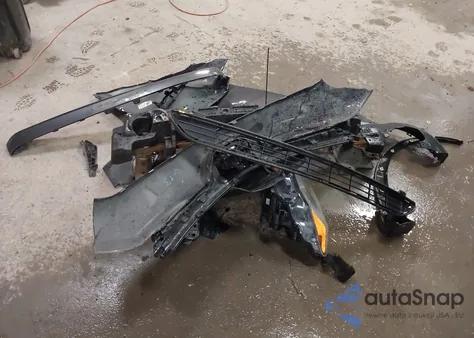 2018 Toyota Rav4 Xle из США, поврежденный, VIN 2T3RFREV8JW701686